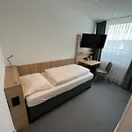 Am Tiergarten 3*