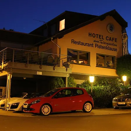 Am Tiergarten 3* Nürburg