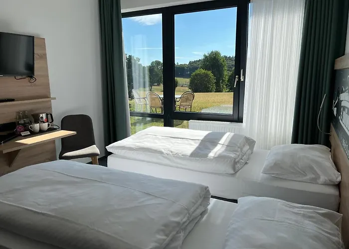 Am Tiergarten 3* Nürburg